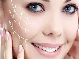Bellissimo volto di donna giovane